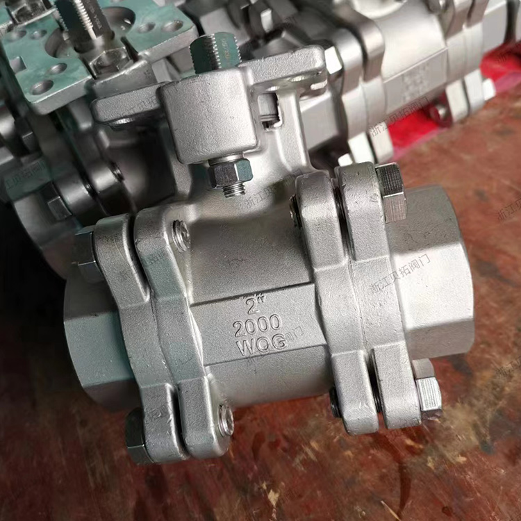 三片式高平台螺纹球阀